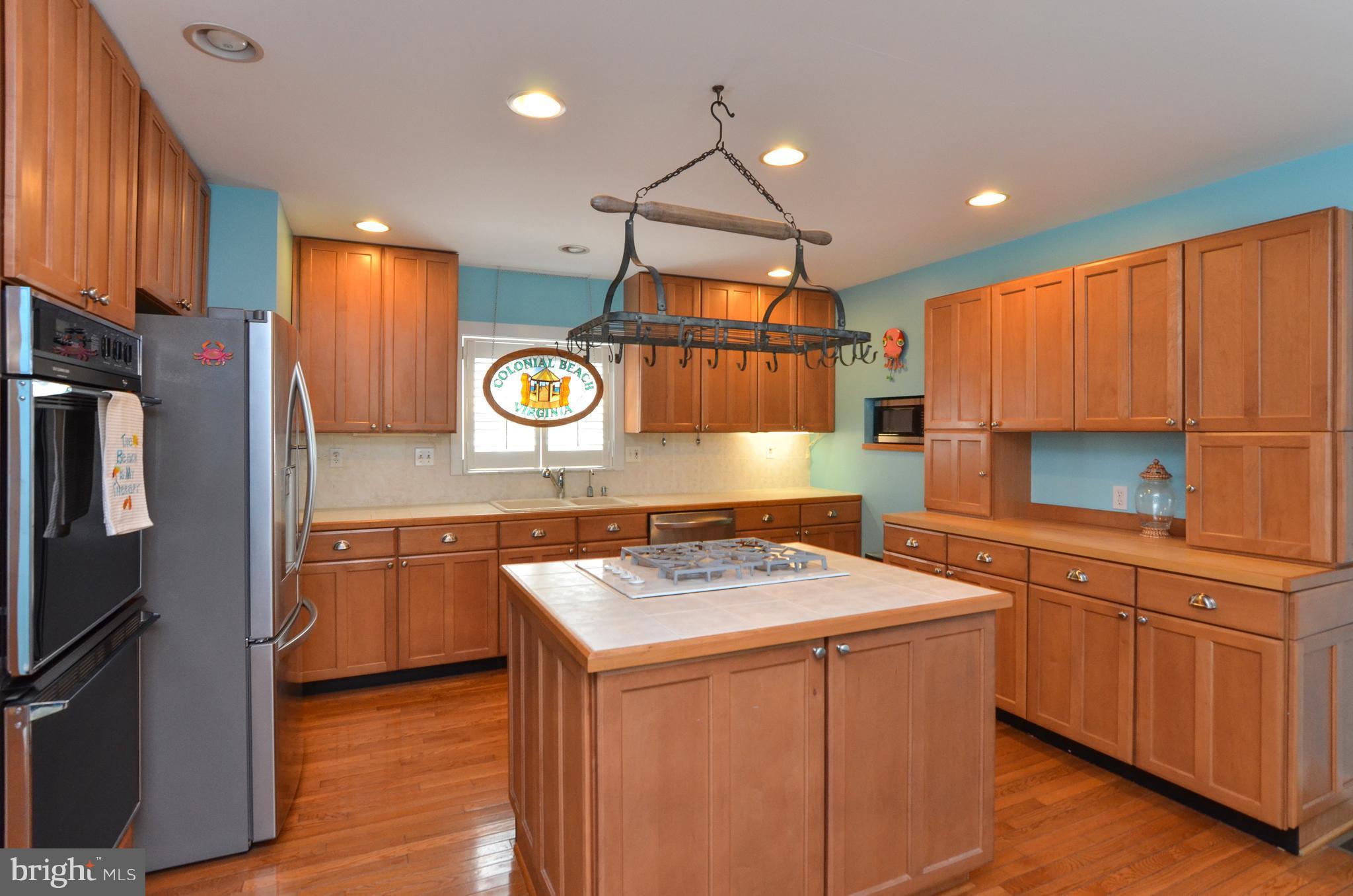 J N ROLLINS - Residential