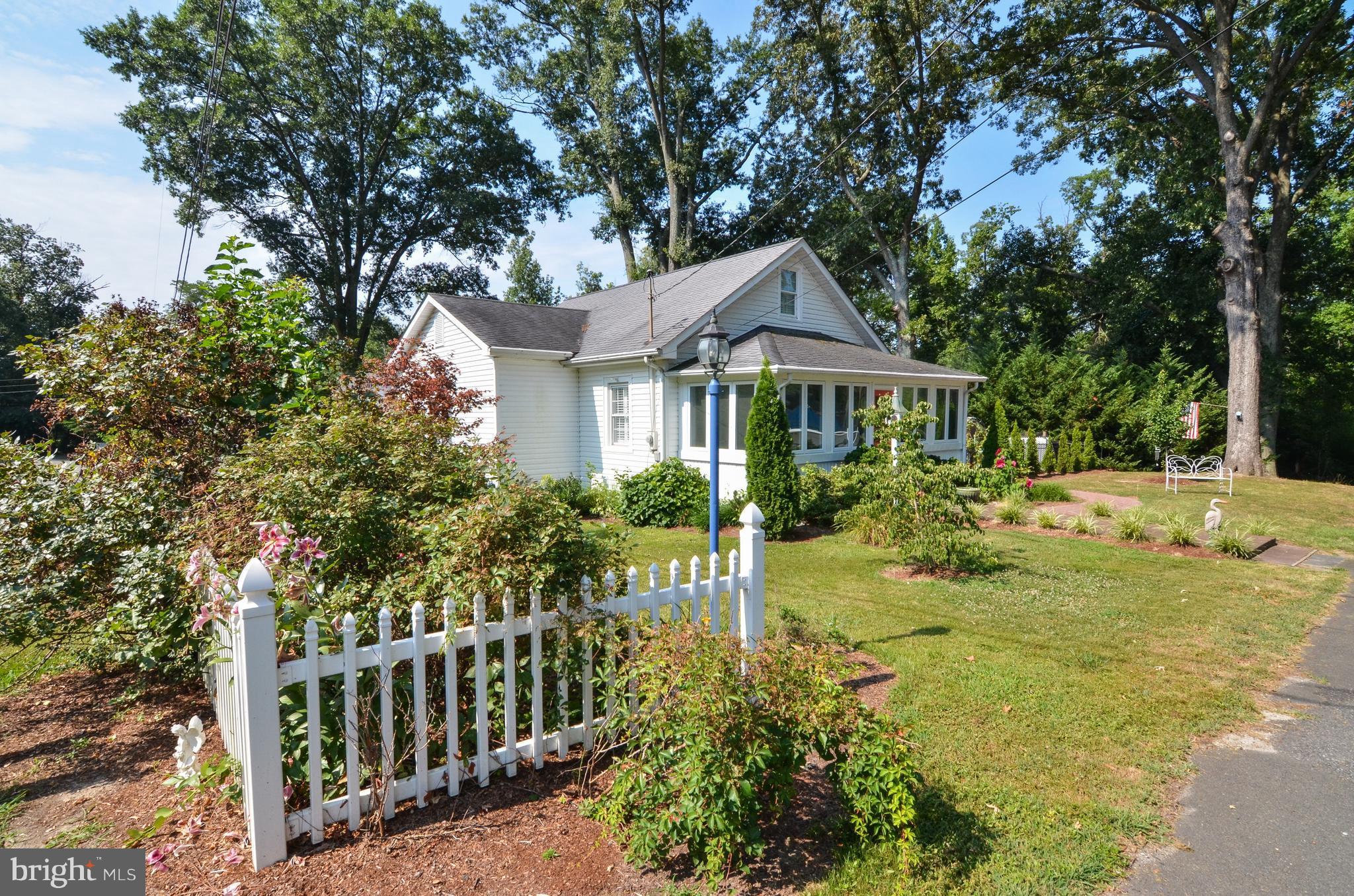 J N ROLLINS - Residential