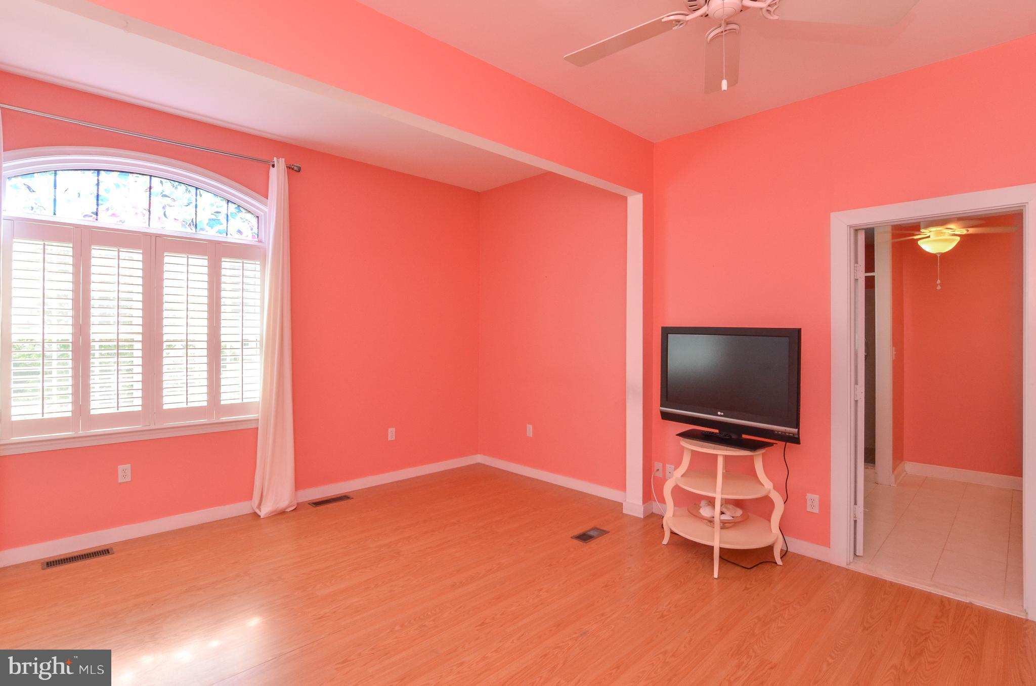 J N ROLLINS - Residential