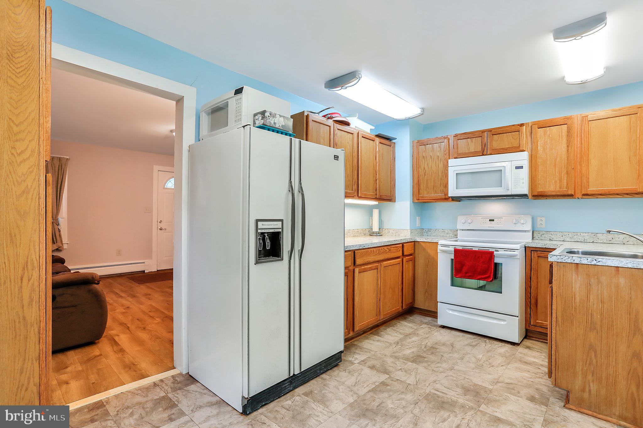 ROYAL VILLAGE - Residential