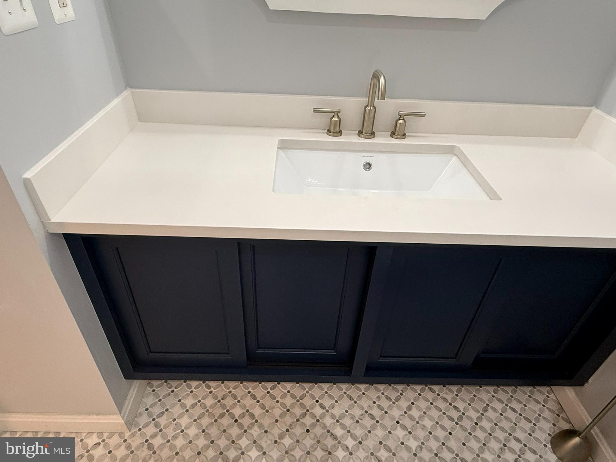 SOUTH RUN OAKS - Residential