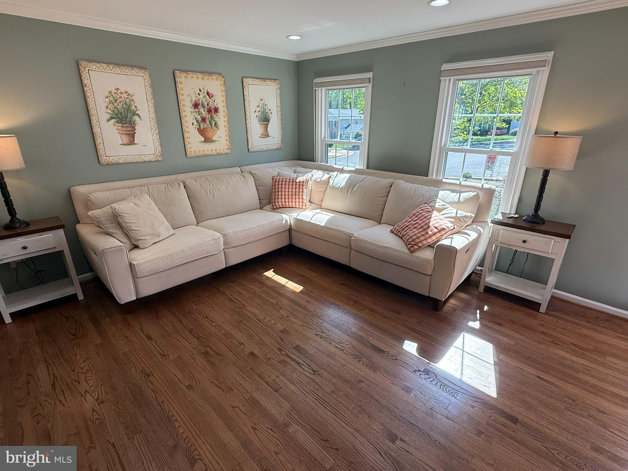 SOUTH RUN OAKS - Residential