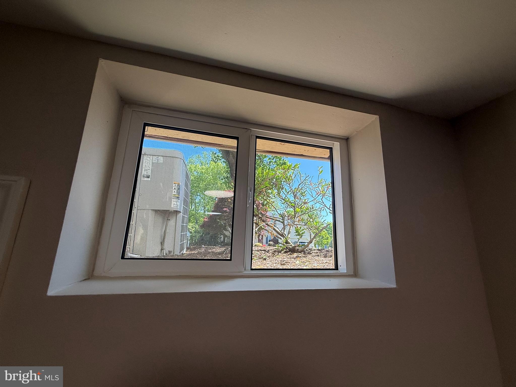 SOUTH RUN OAKS - Residential