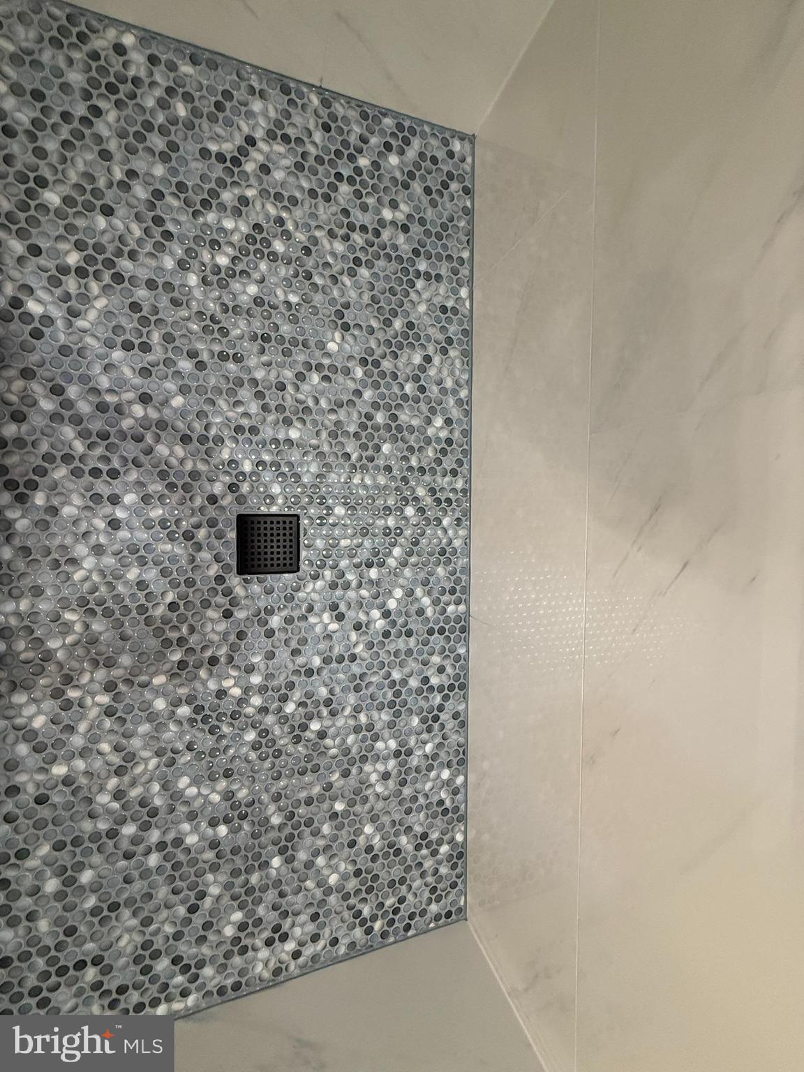 SOUTH RUN OAKS - Residential