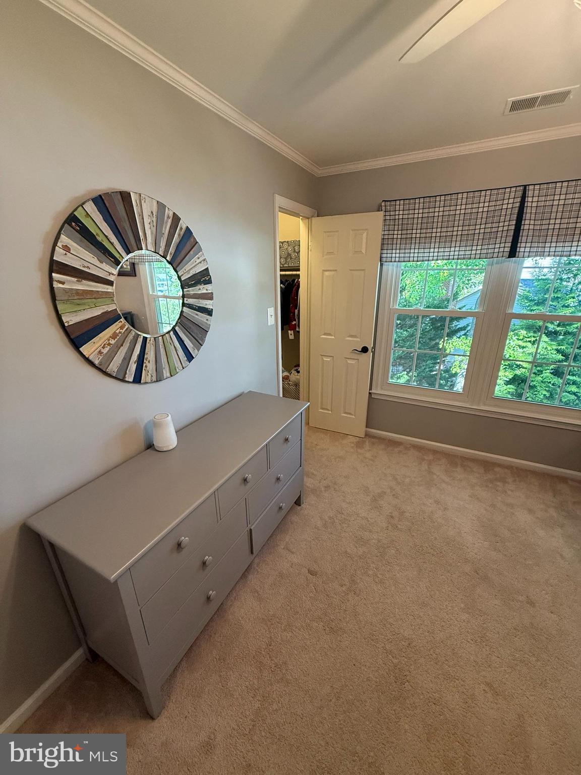 SOUTH RUN OAKS - Residential