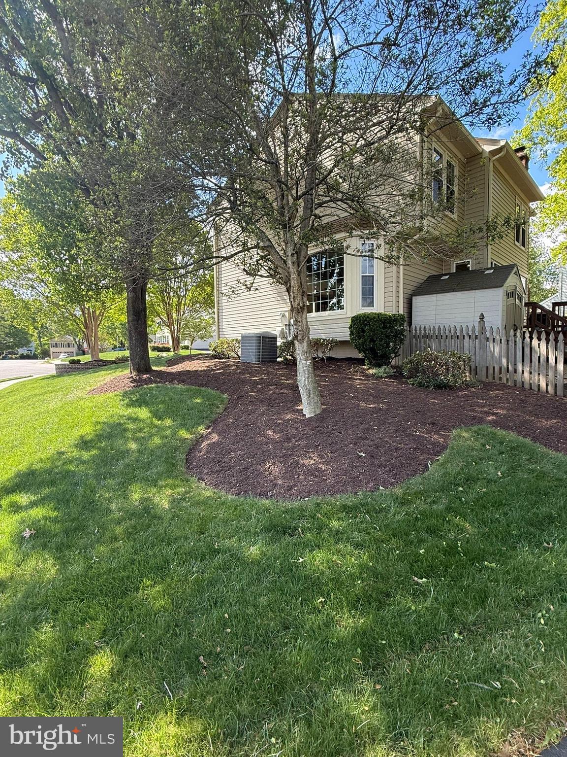 SOUTH RUN OAKS - Residential