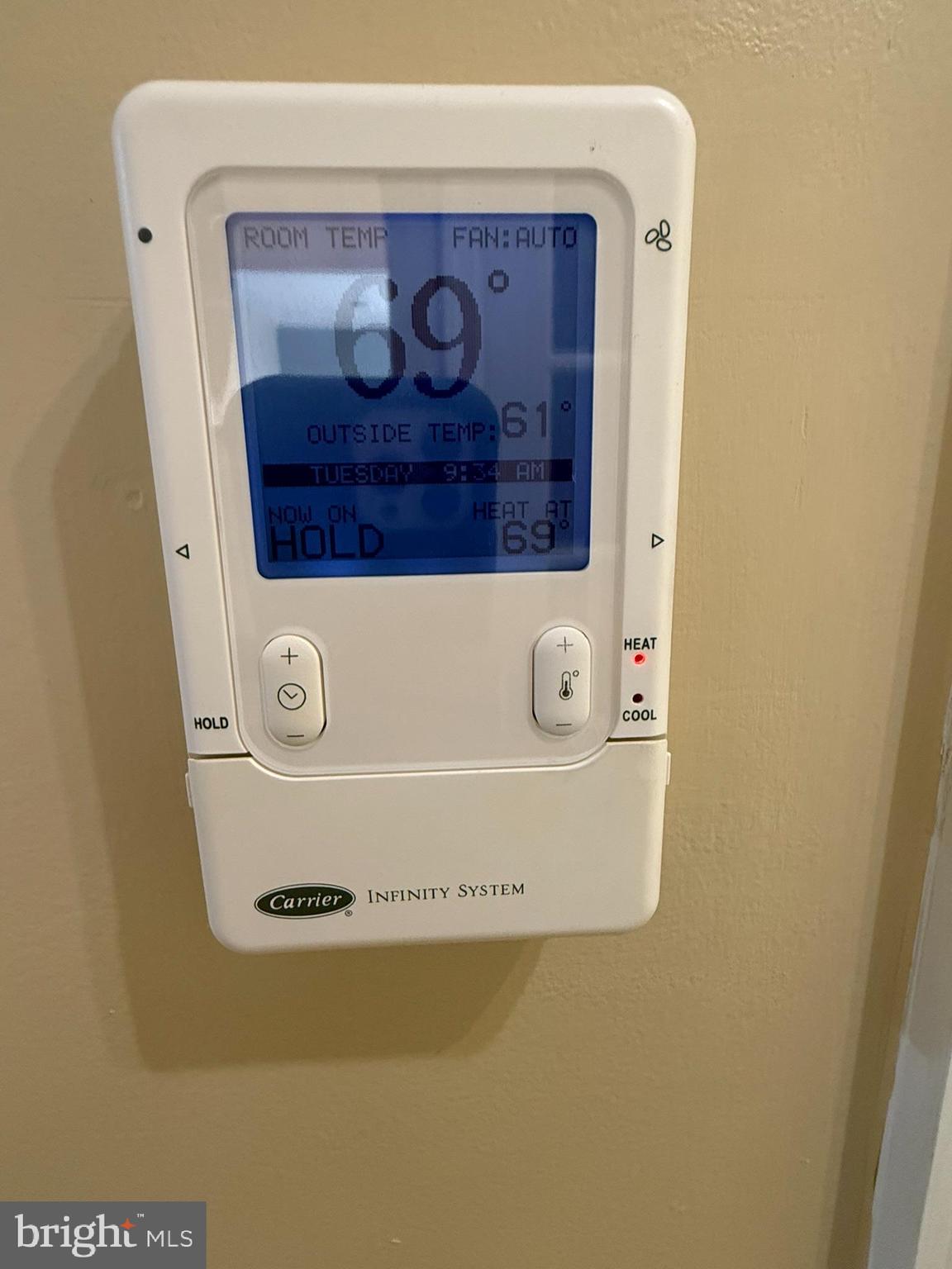 SOUTH RUN OAKS - Residential