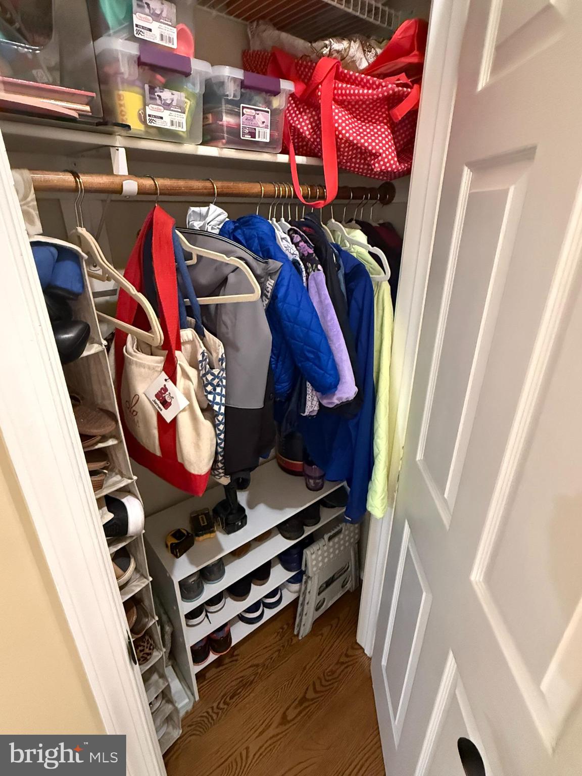 SOUTH RUN OAKS - Residential