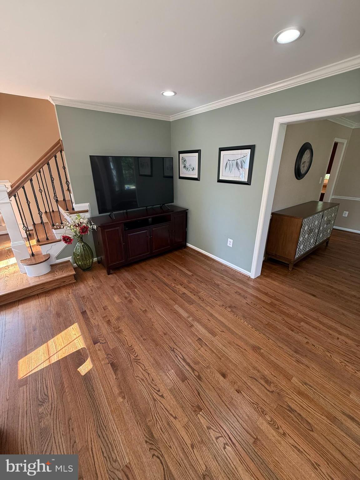 SOUTH RUN OAKS - Residential