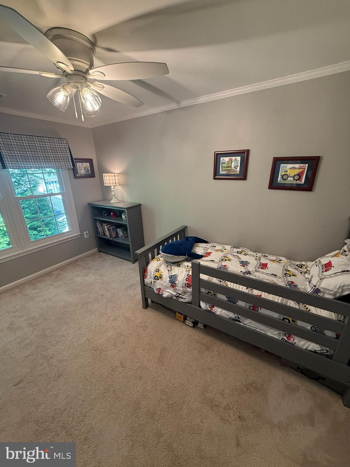 SOUTH RUN OAKS - Residential