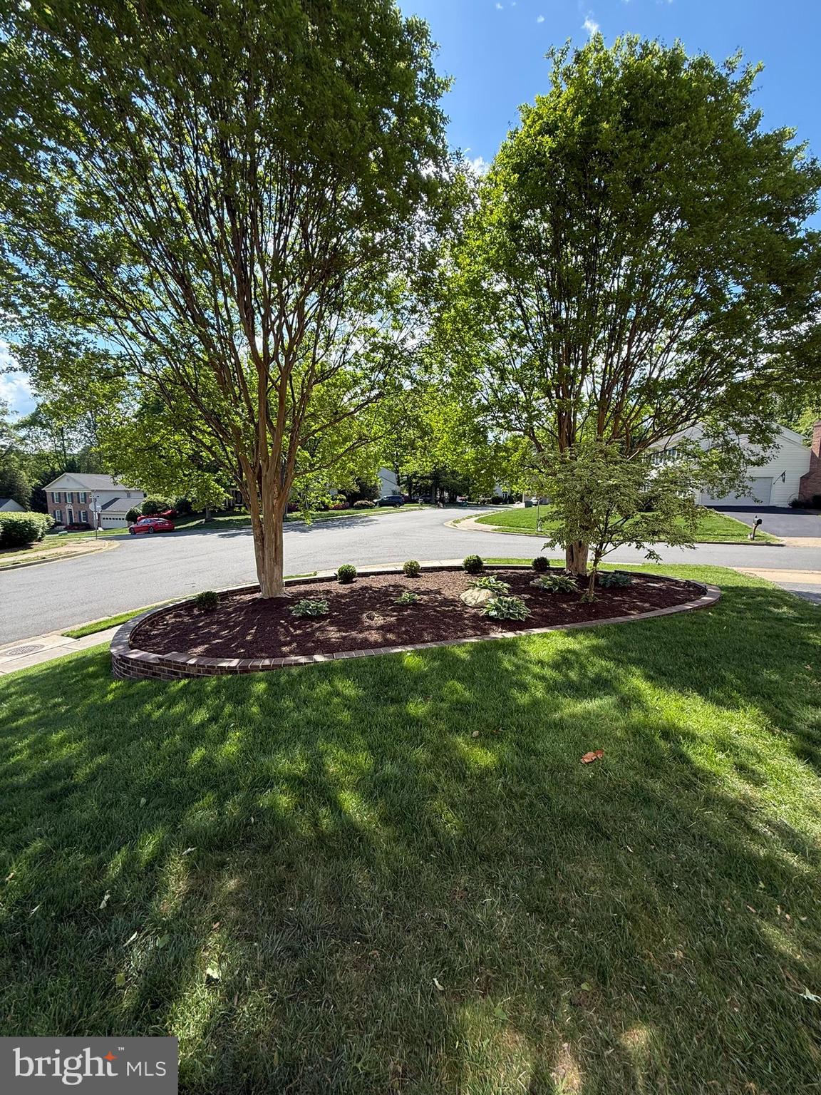 SOUTH RUN OAKS - Residential