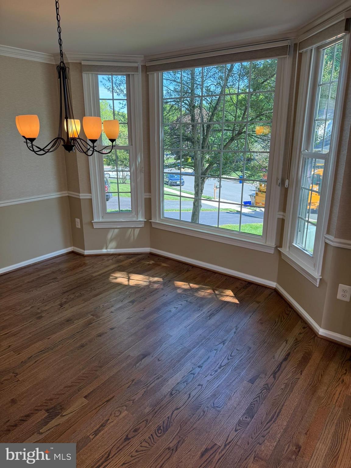 SOUTH RUN OAKS - Residential