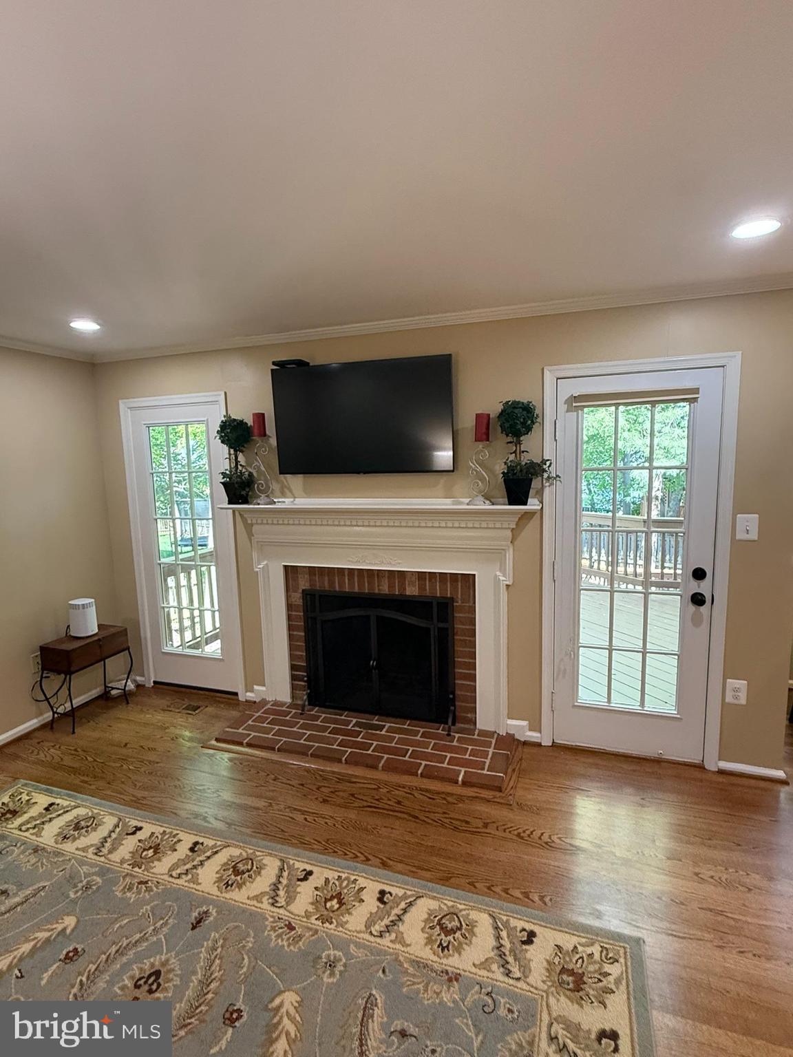 SOUTH RUN OAKS - Residential