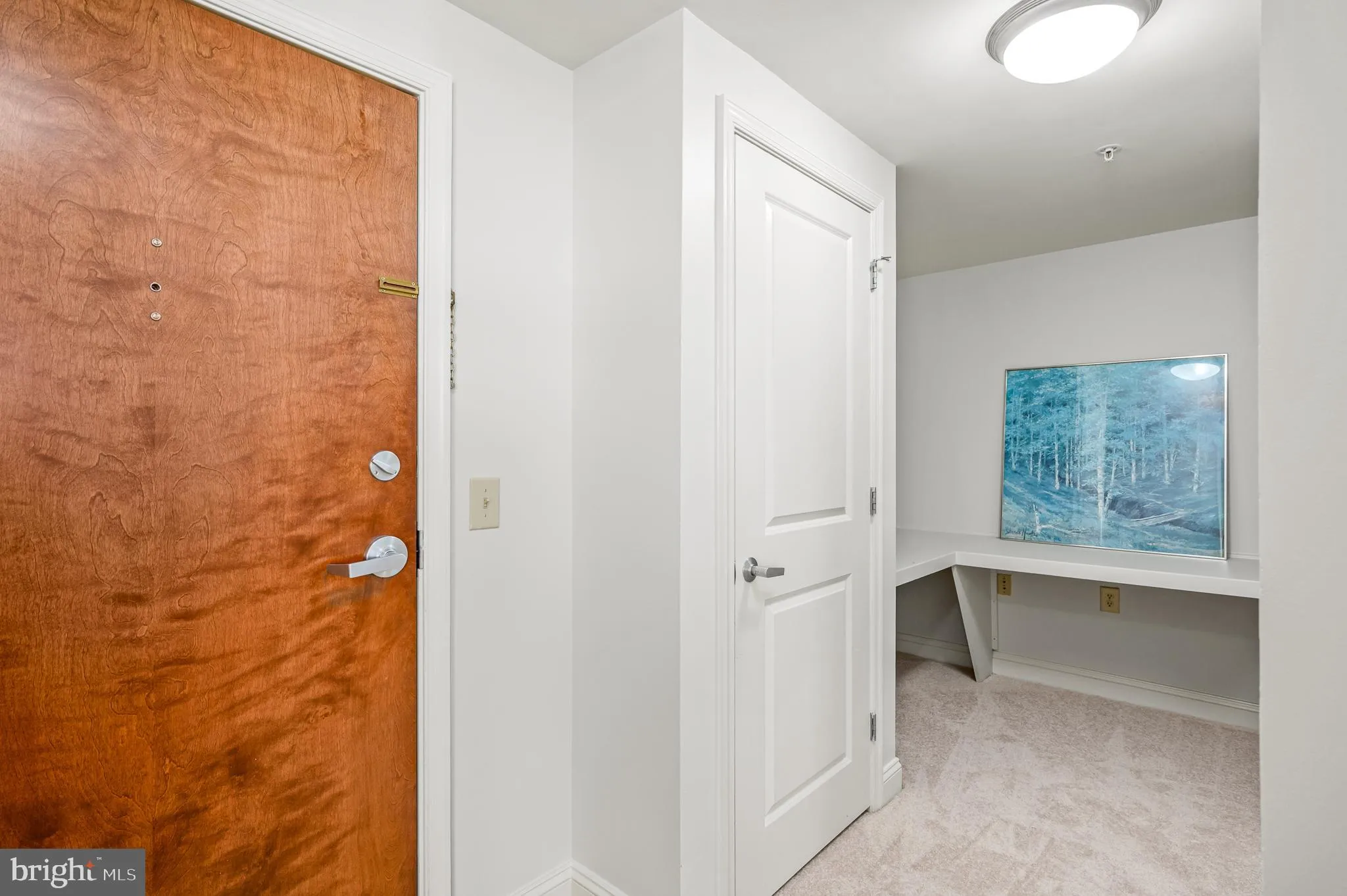 Reston, Virginia 20191, United States, 2 Bedrooms Bedrooms, ,2 BathroomsBathrooms,Residential,Pending,12091