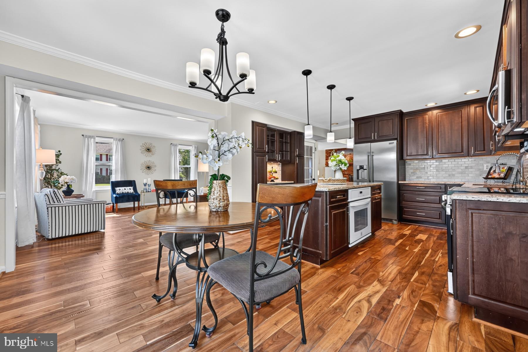 8327 SAIL COURT