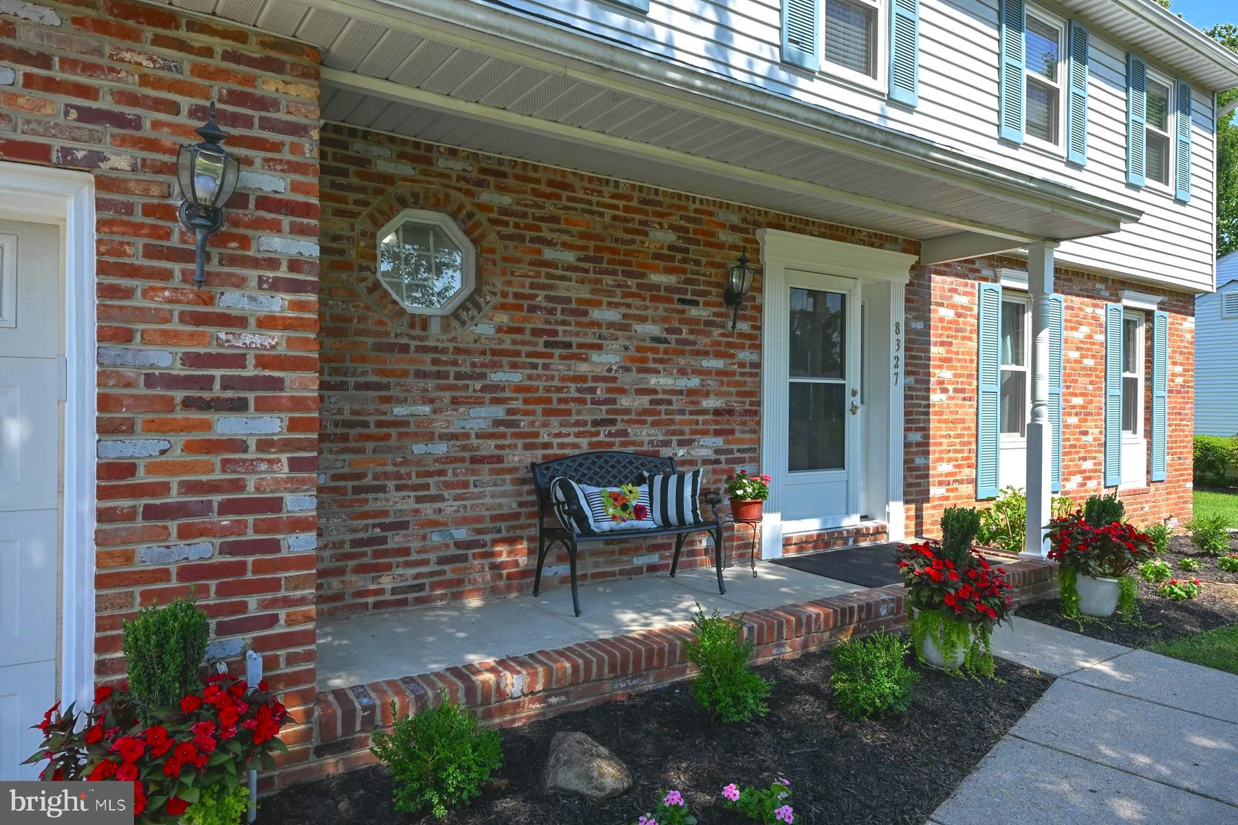 8327 SAIL COURT