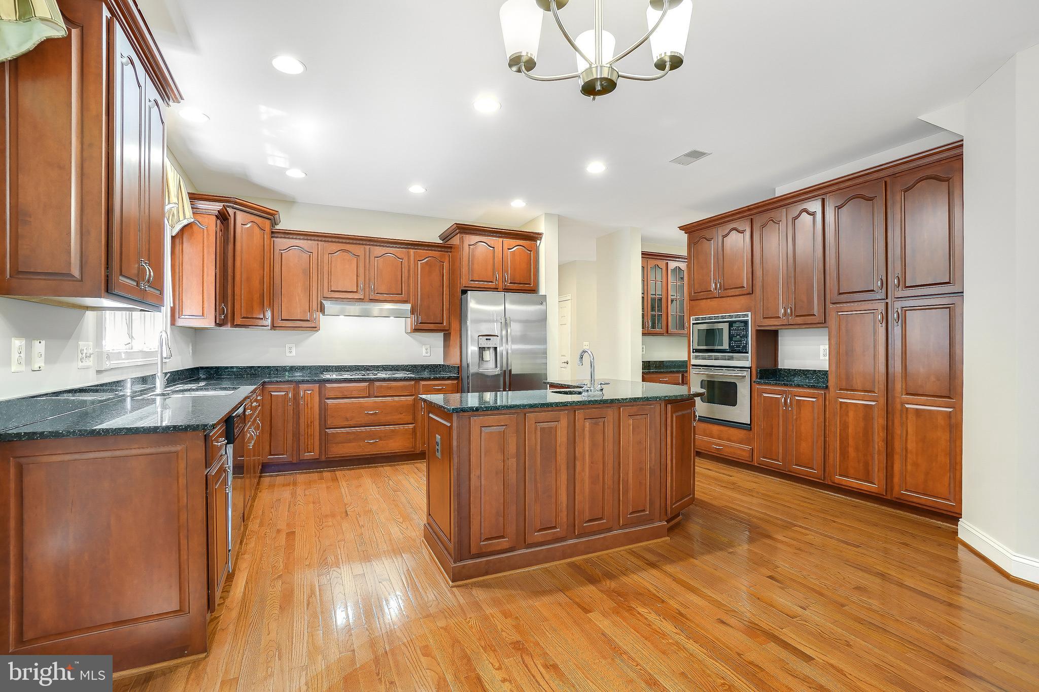 PICKETT'S RESERVE - Residential