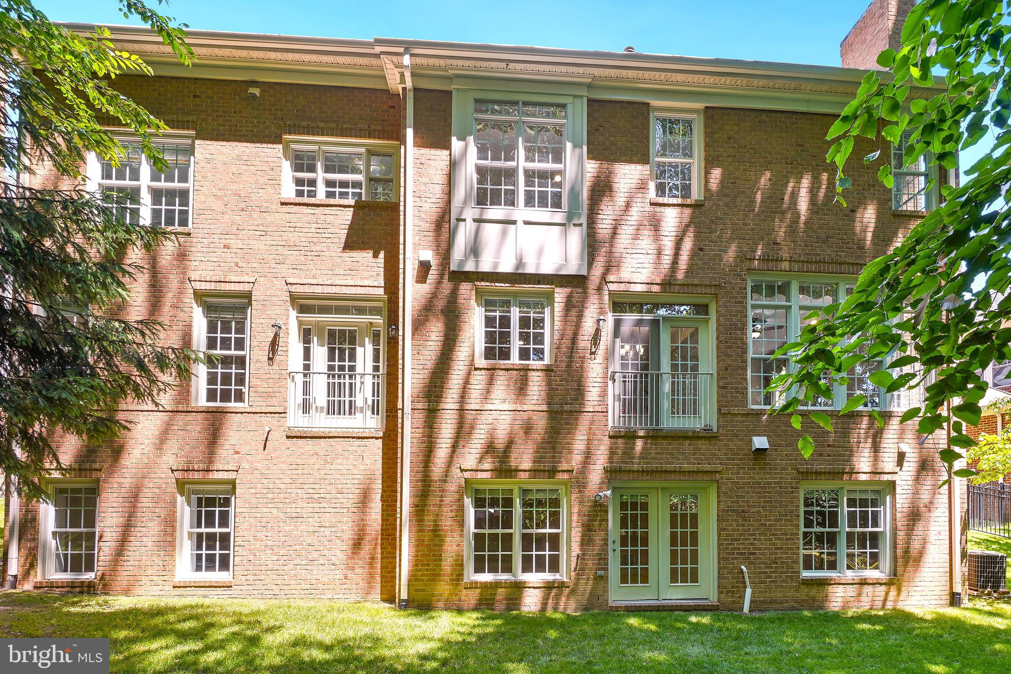 PICKETT'S RESERVE - Residential