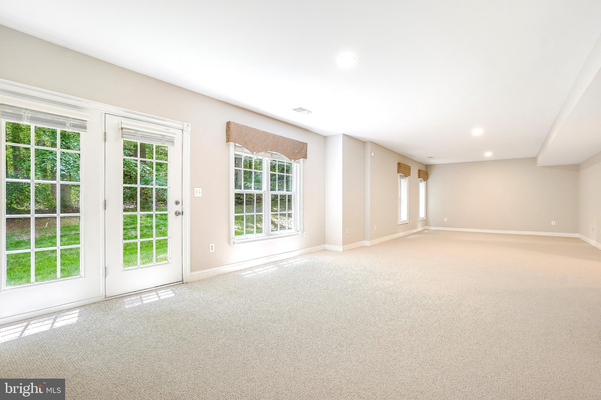 PICKETT'S RESERVE - Residential