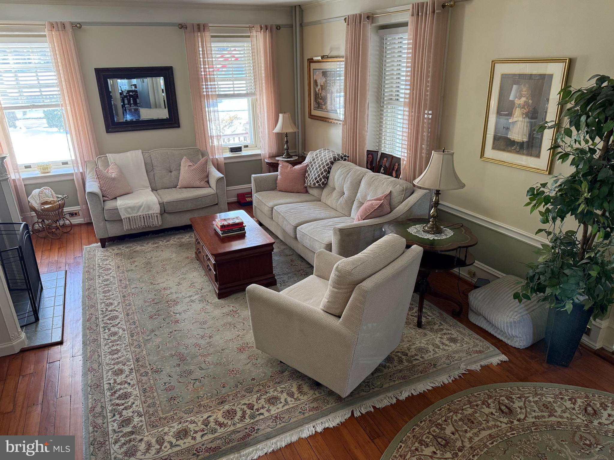 JENKINTOWN - Residential