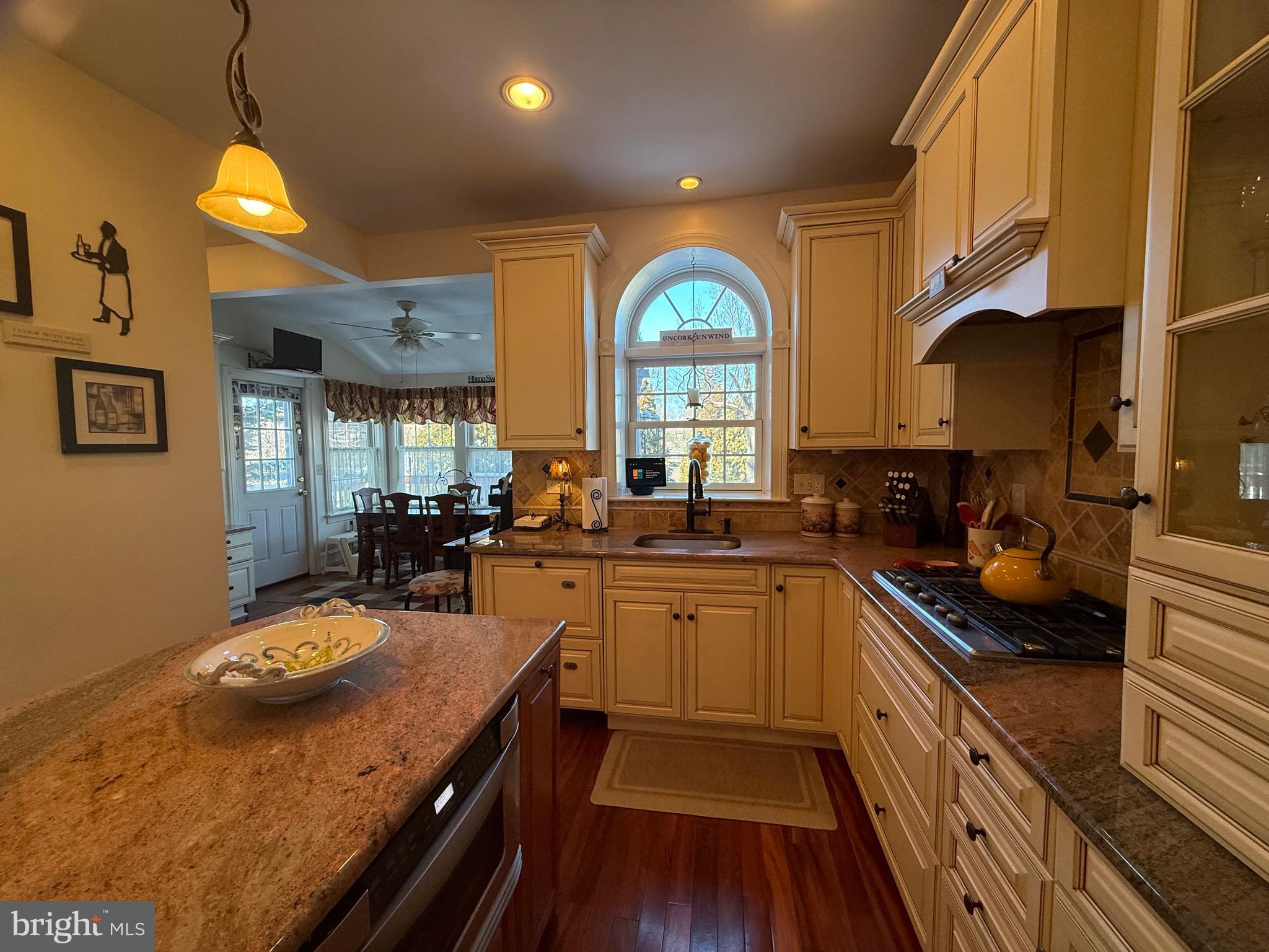 JENKINTOWN - Residential