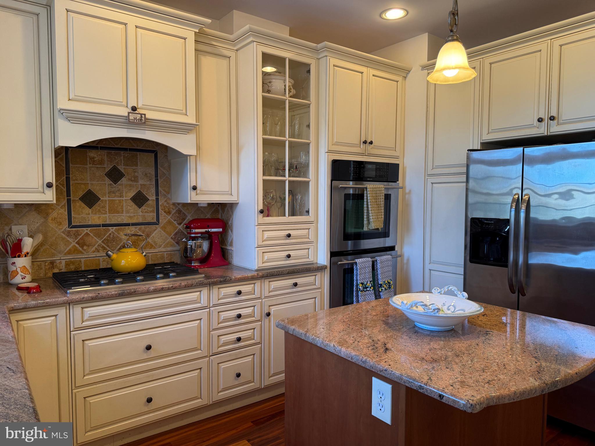 JENKINTOWN - Residential