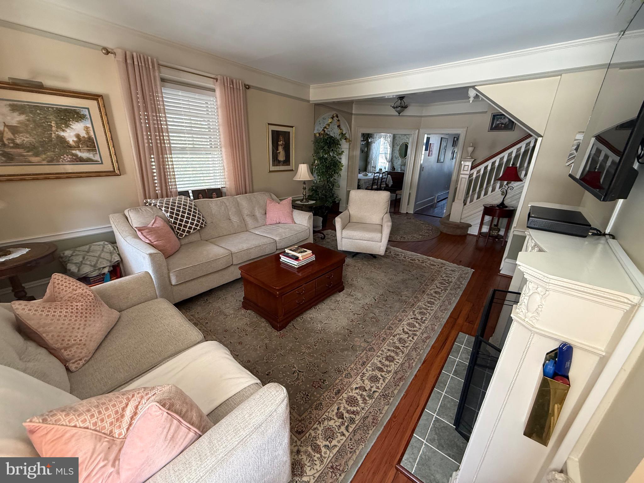 JENKINTOWN - Residential