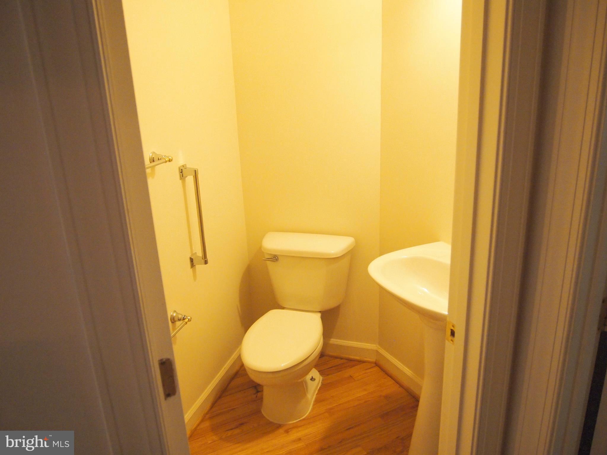 LEISURE WORLD - Residential