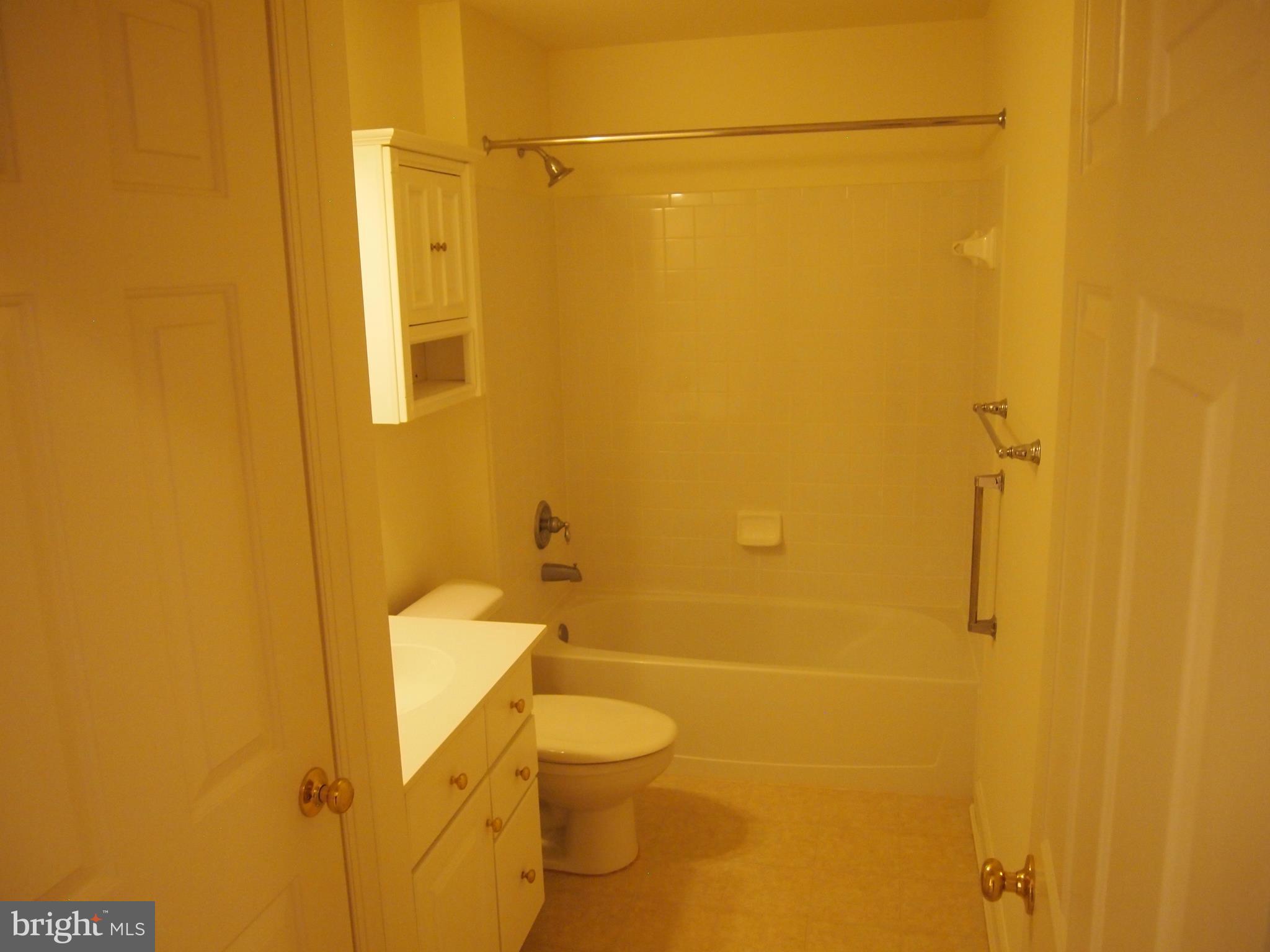 LEISURE WORLD - Residential