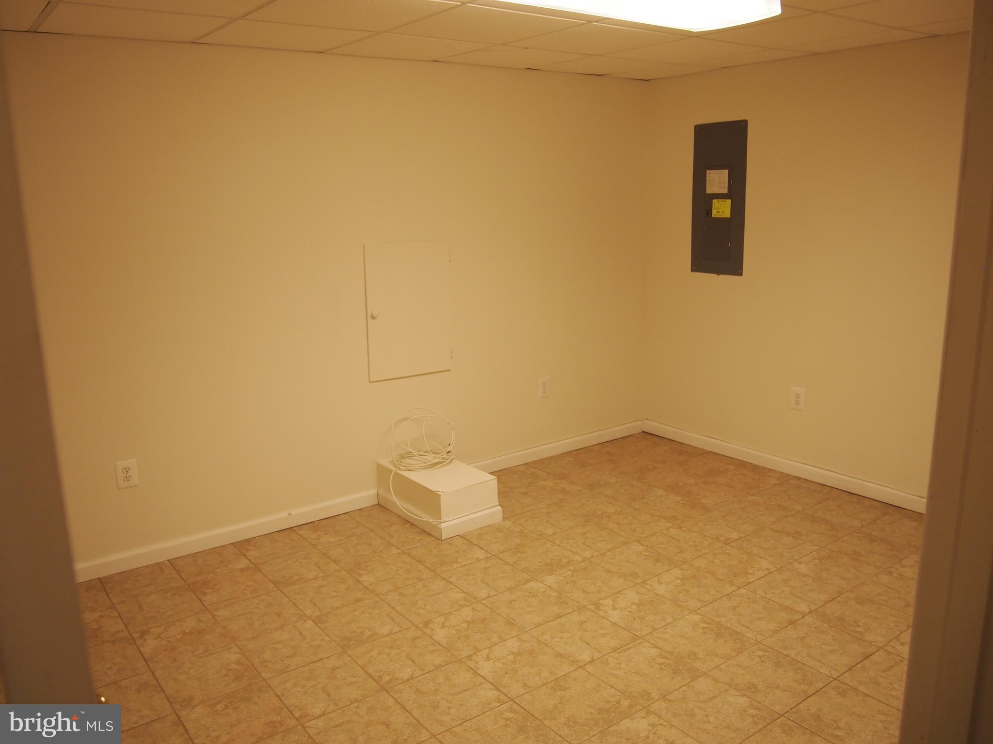 LEISURE WORLD - Residential