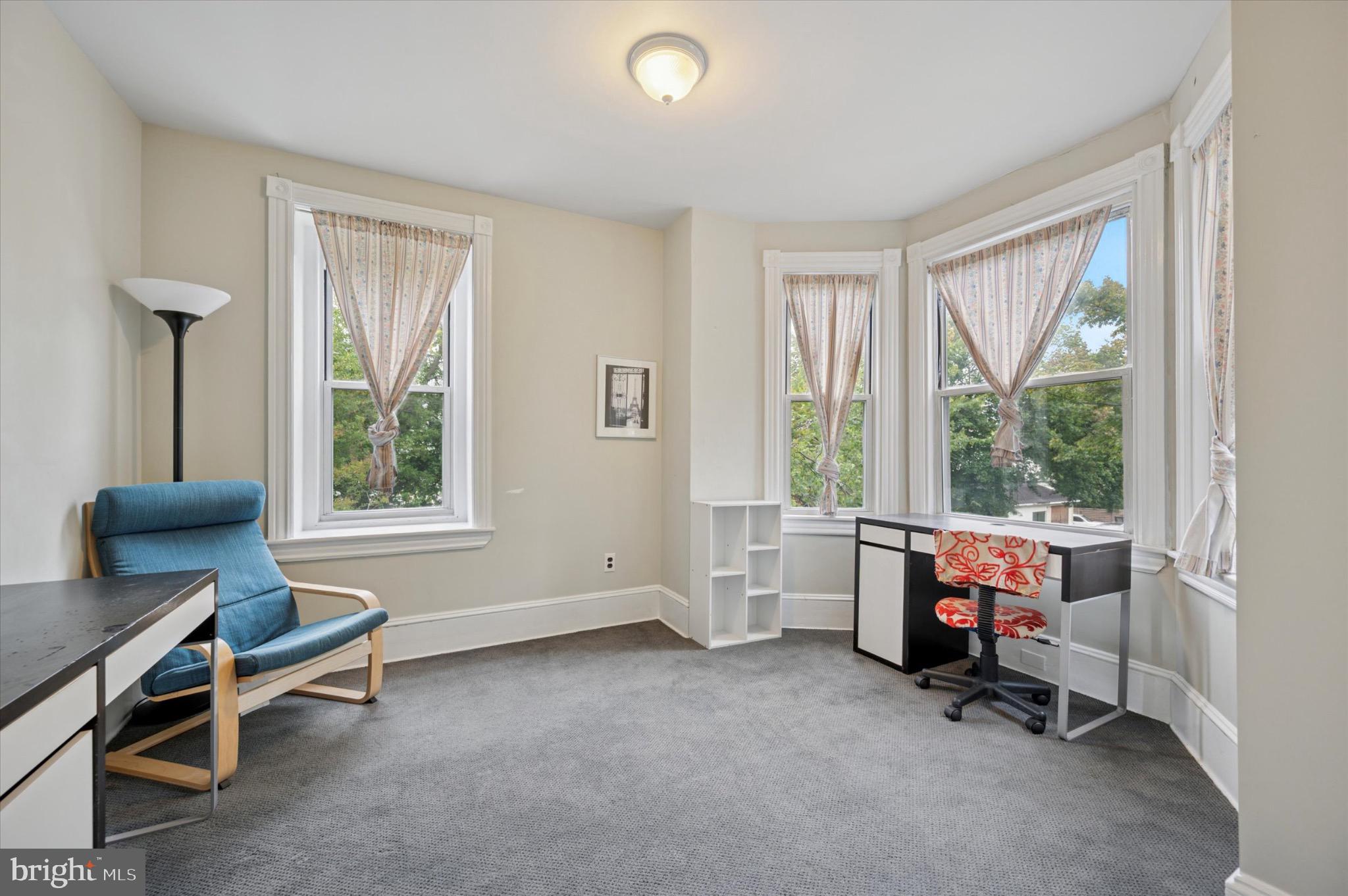 JENKINTOWN - Residential