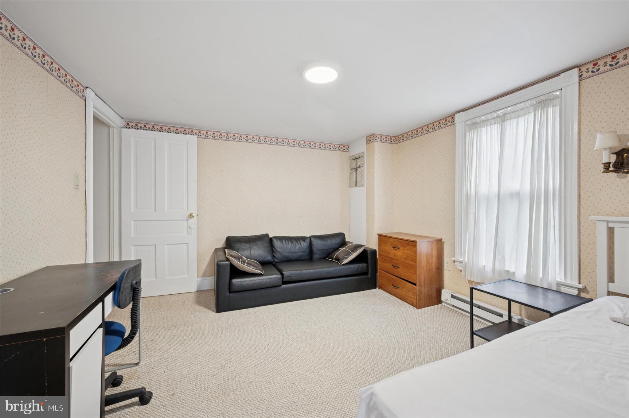 JENKINTOWN - Residential