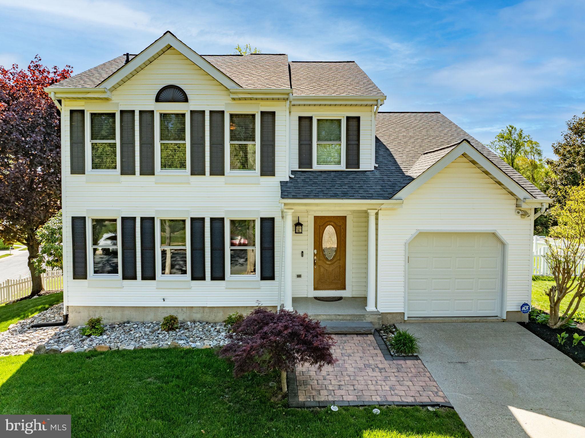 609 N SHAMROCK ROAD