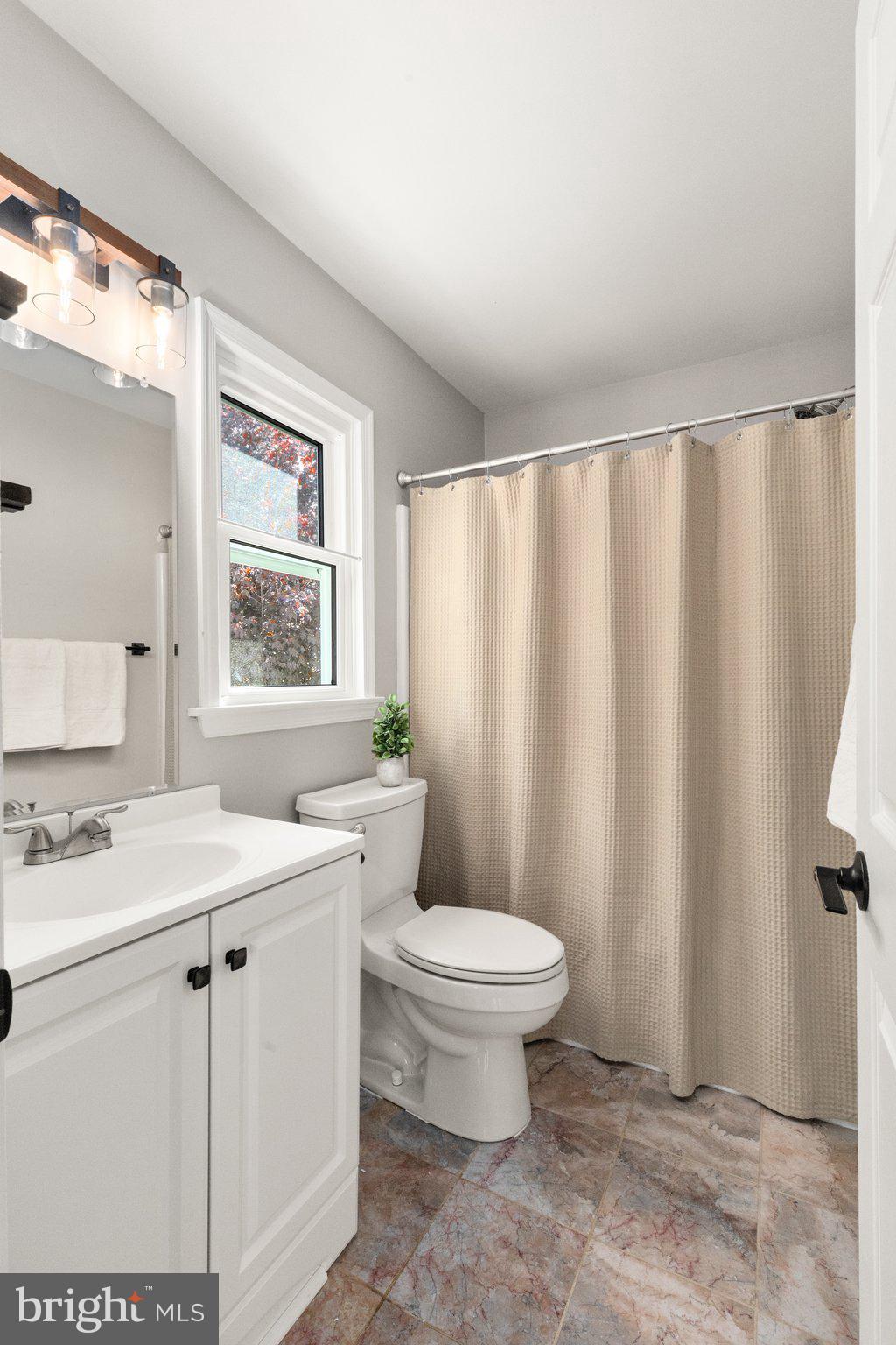 MAJORS CHOICE - Residential