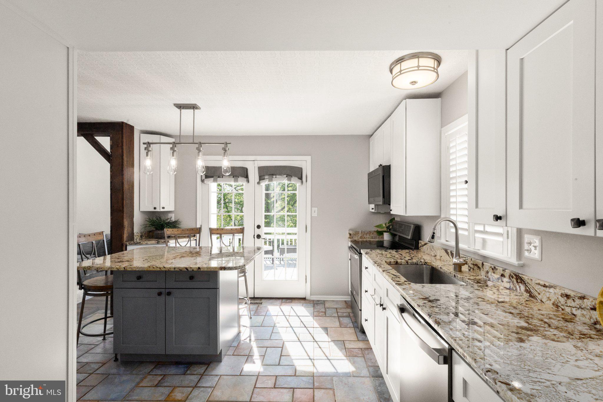 MAJORS CHOICE - Residential