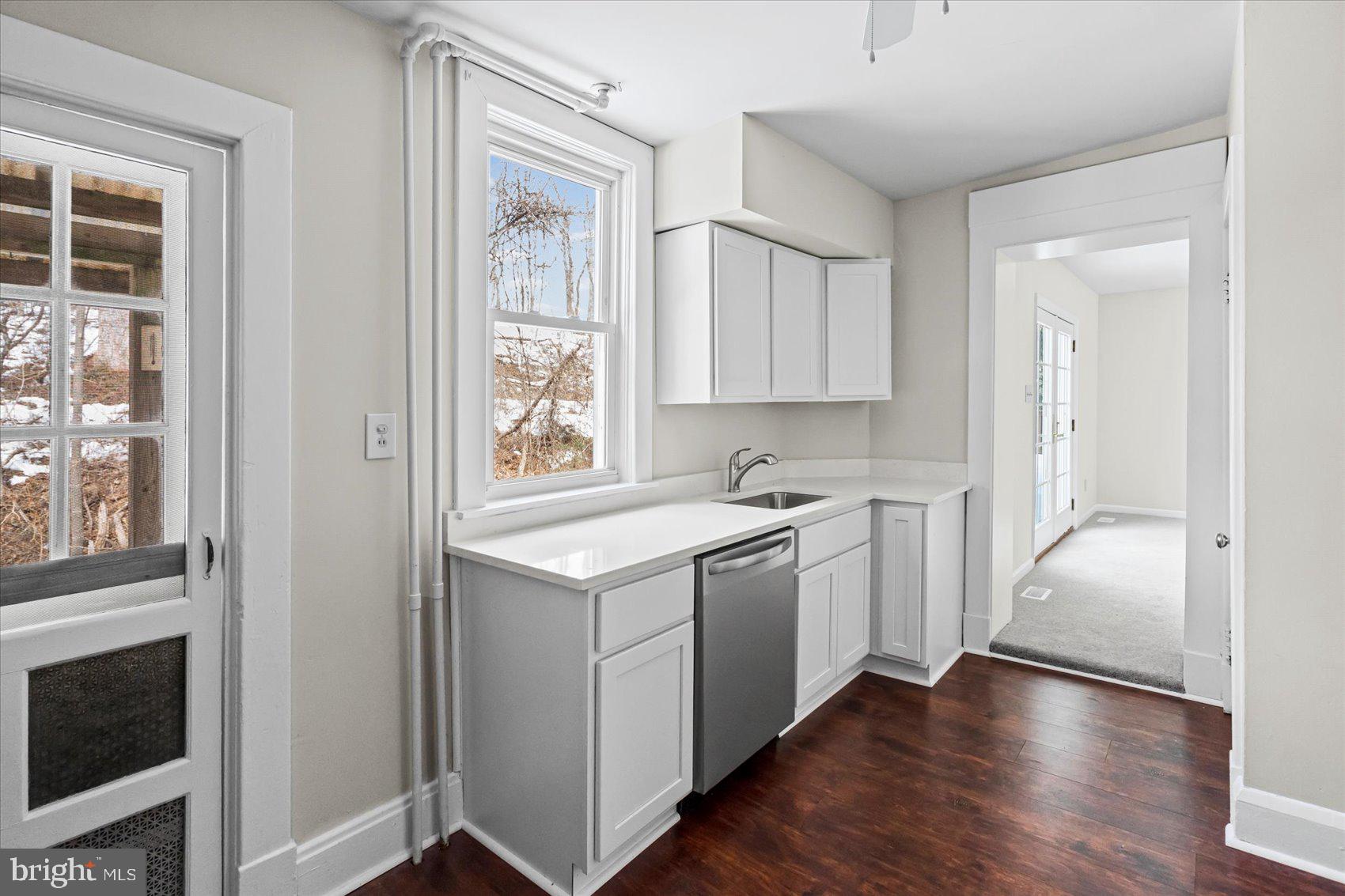 KINGSVILLE - Residential