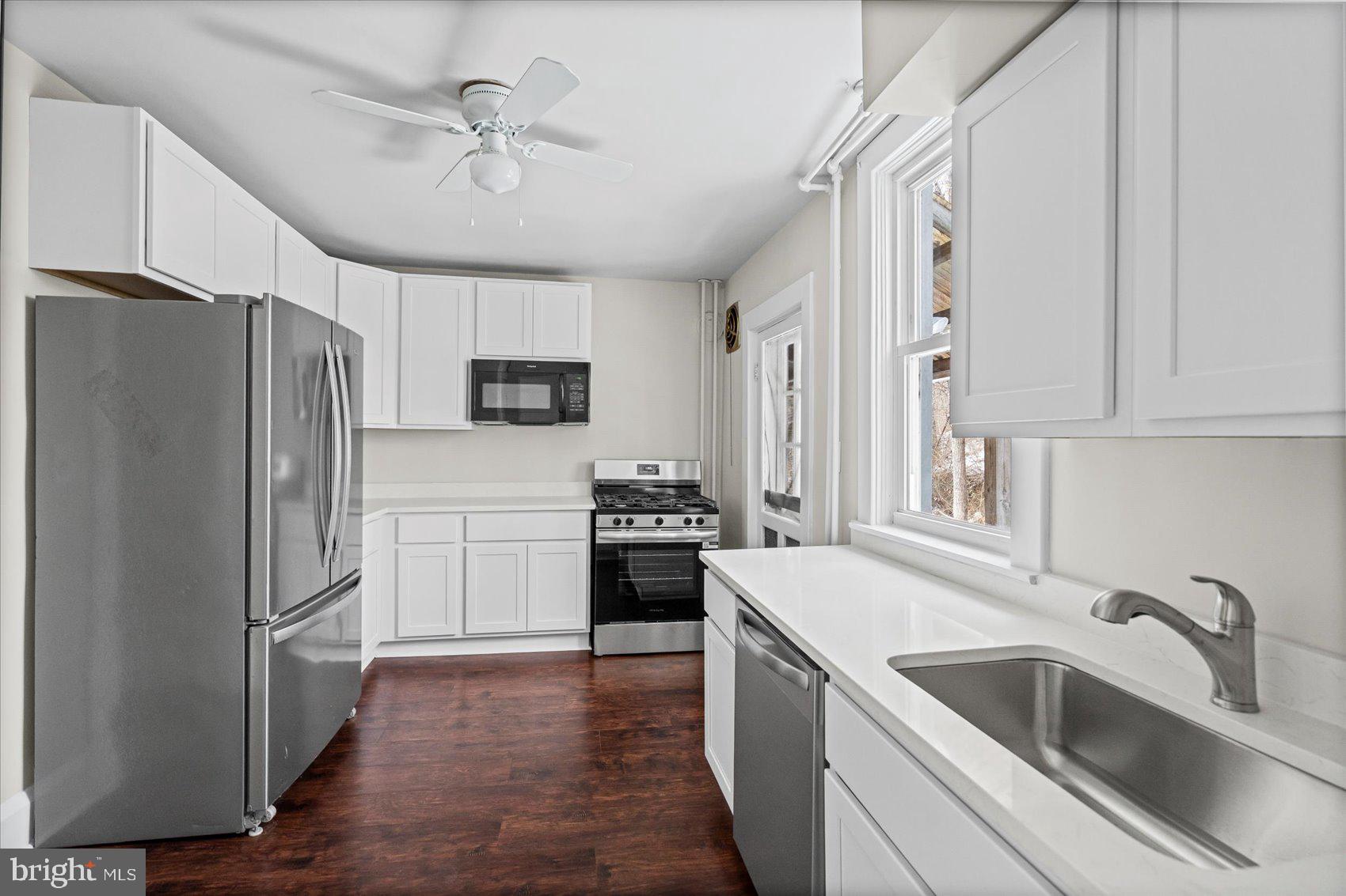 KINGSVILLE - Residential