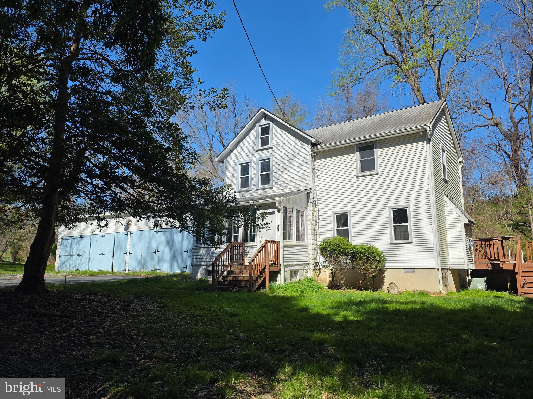 KINGSVILLE - Residential