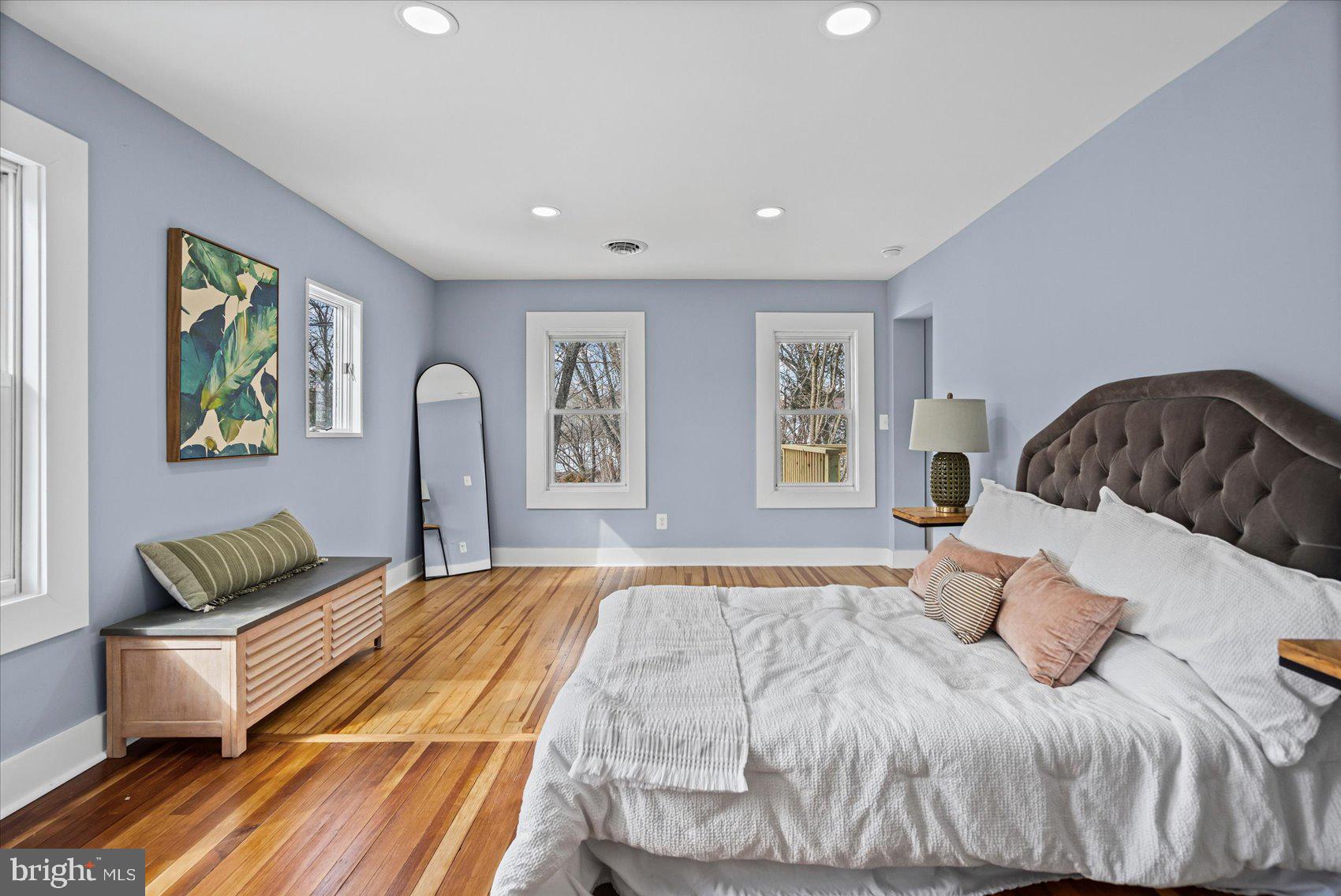 KINGSVILLE - Residential