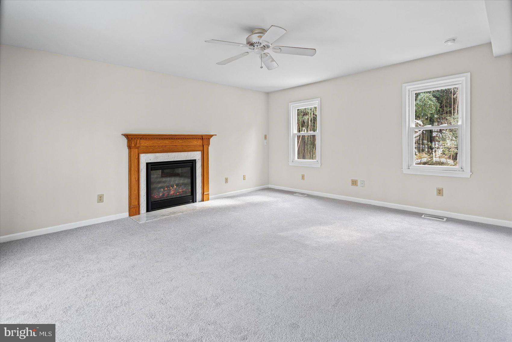 KINGSVILLE - Residential