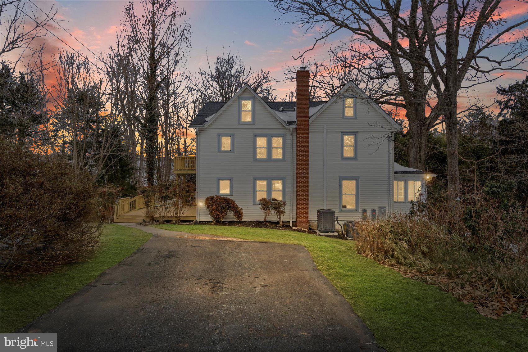 KINGSVILLE - Residential