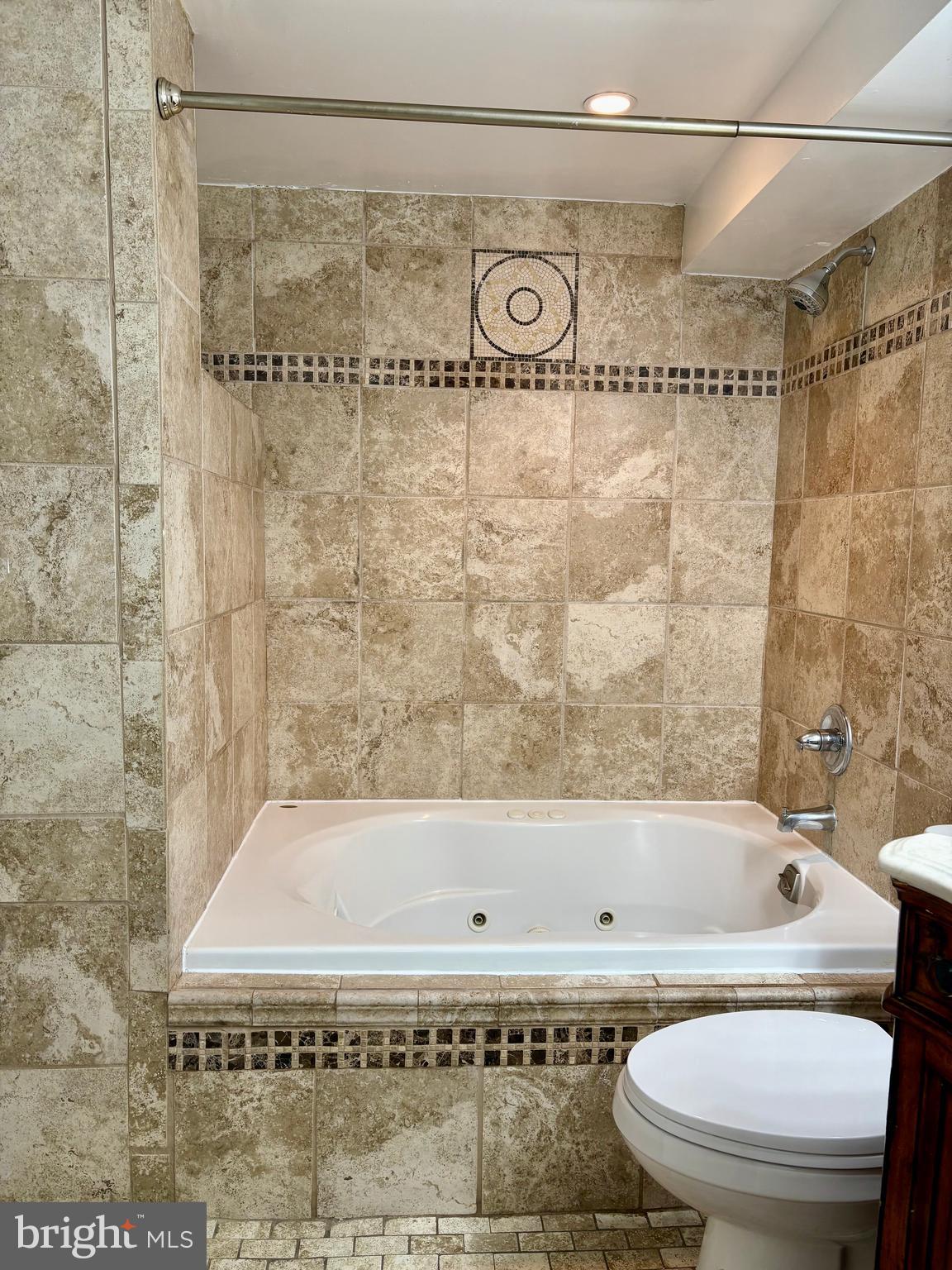 LAZY ACRES - Residential