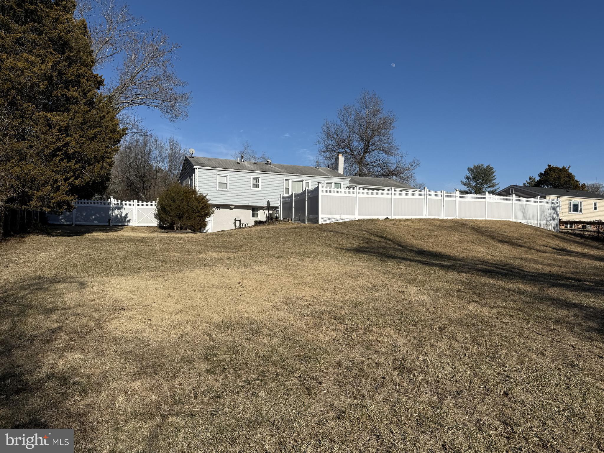 LAZY ACRES - Residential