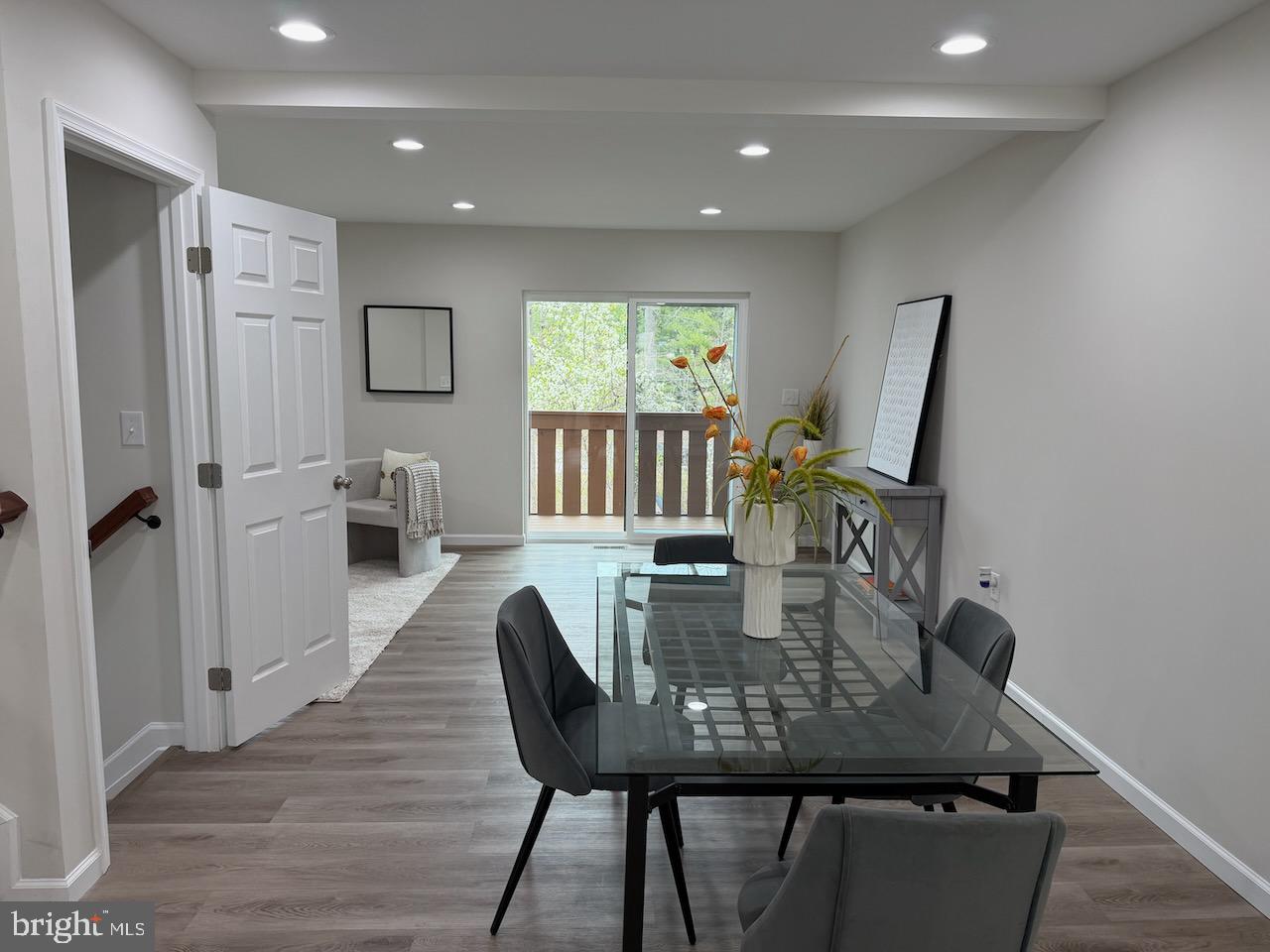 1920 OLD POST TERRACE