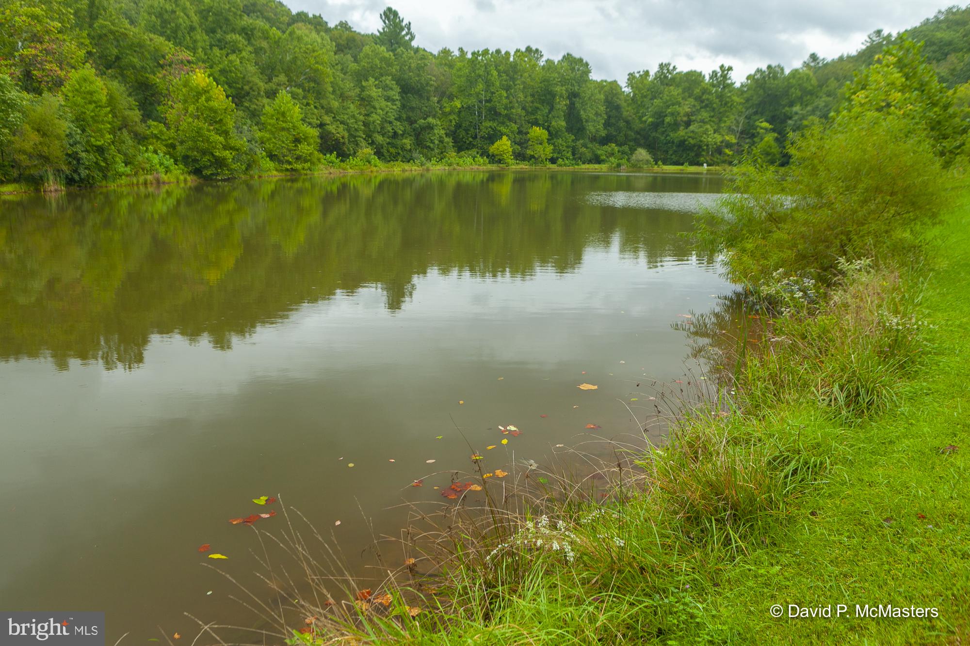 LAKEWOOD ACRES - Residential