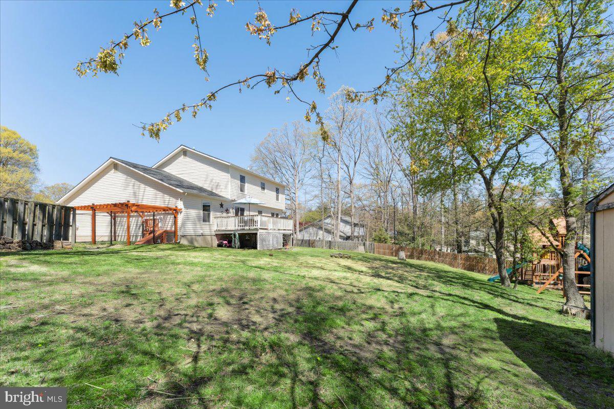 OAK HOLLOW - Residential