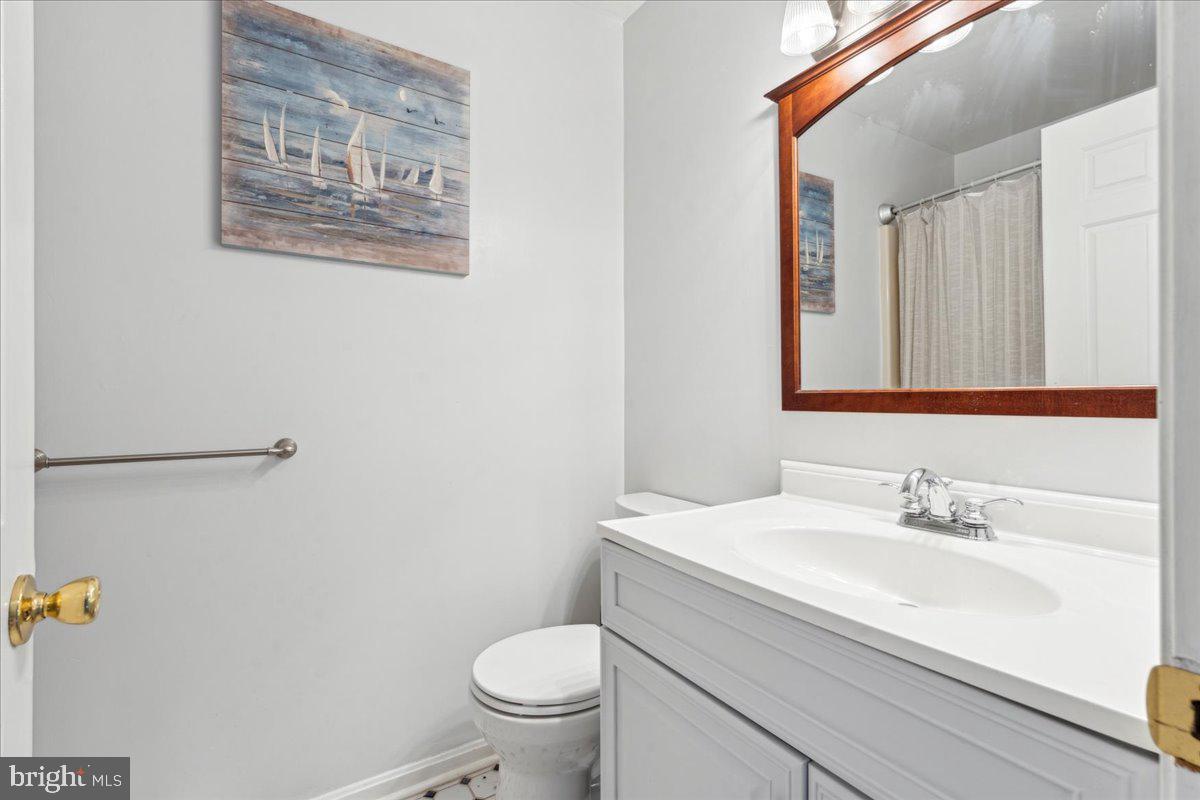 OAK HOLLOW - Residential