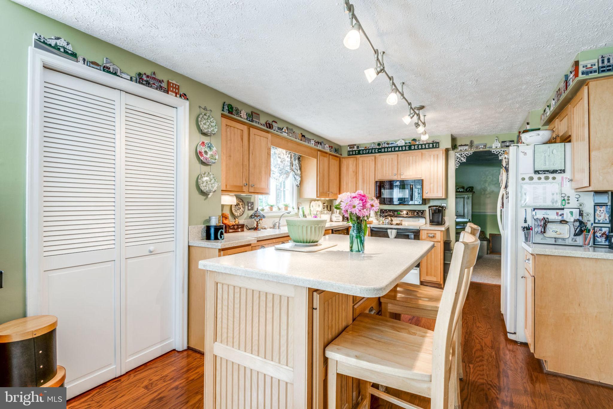 DOMINION VIEW - Residential