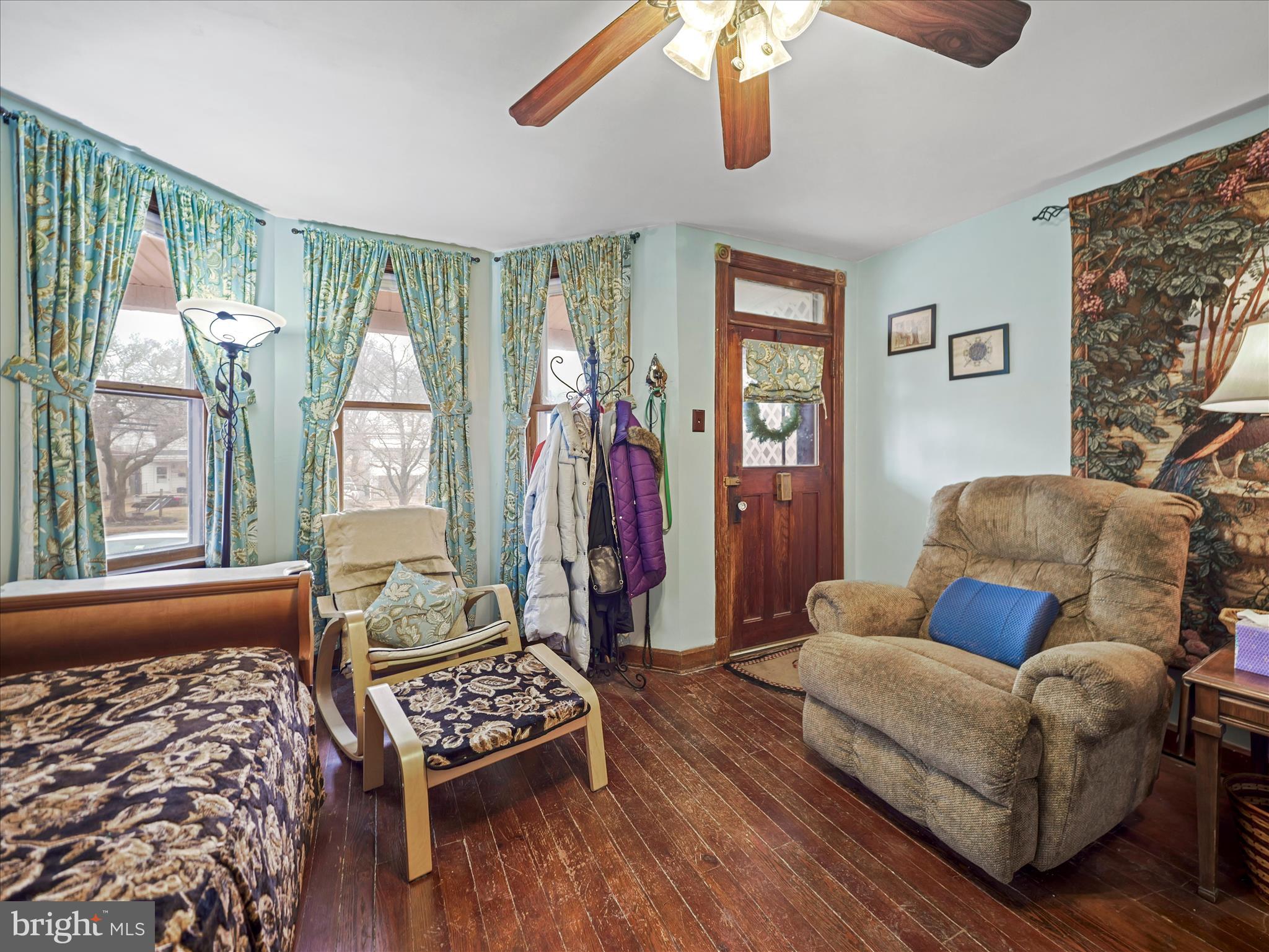 HAGERSTOWN - Residential