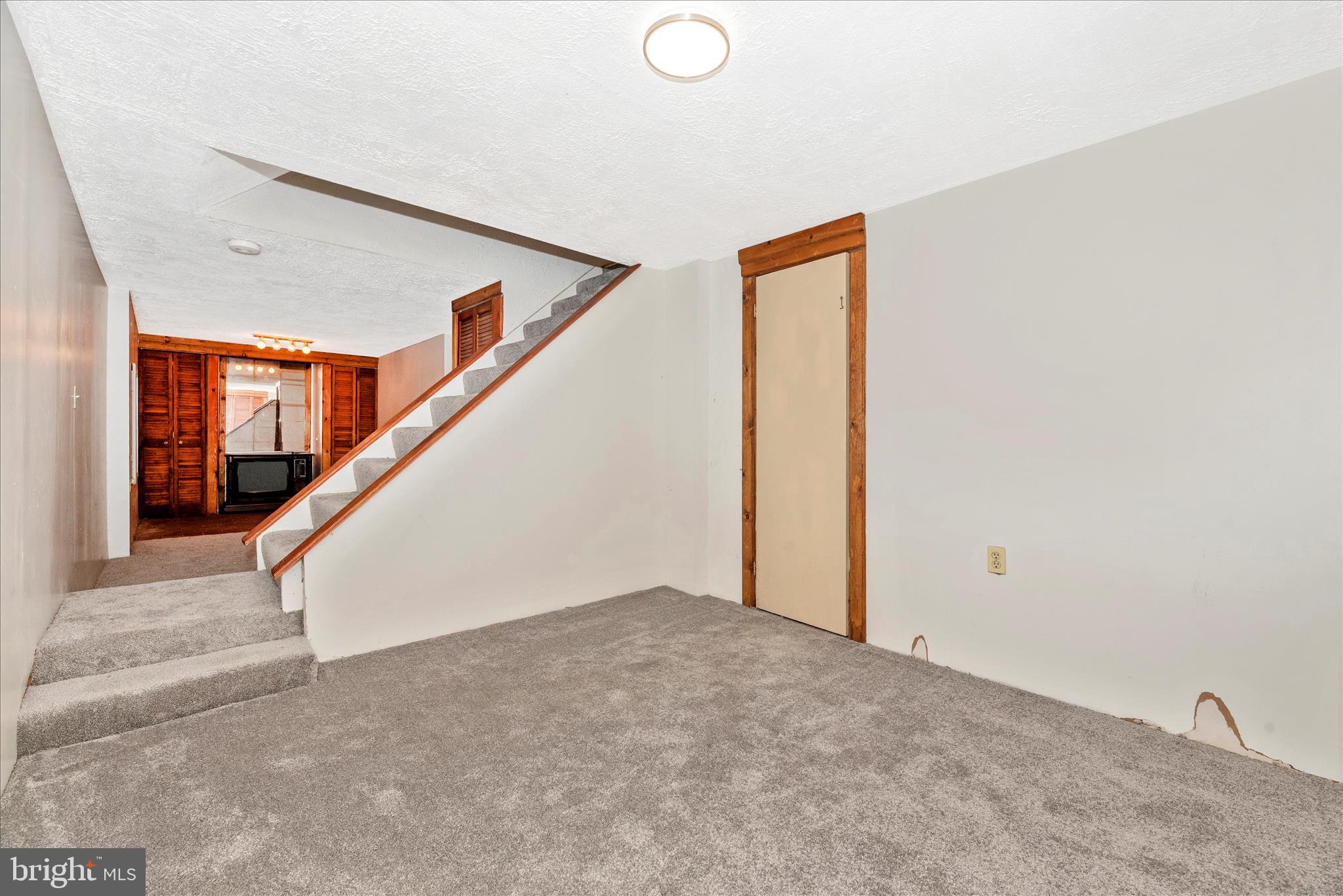 CLEARSPRING MANOR - Residential